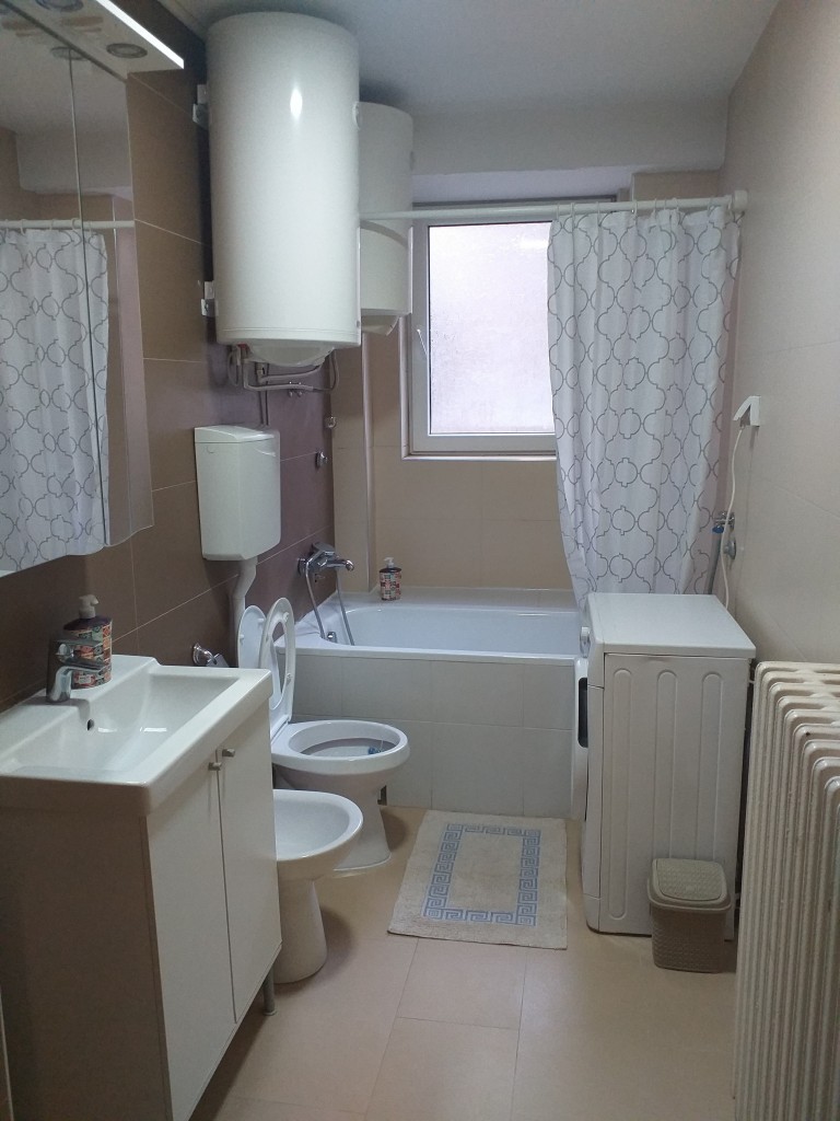 Authentic Belgrade Centre Hostel - Ethnica 2 Bathroom
