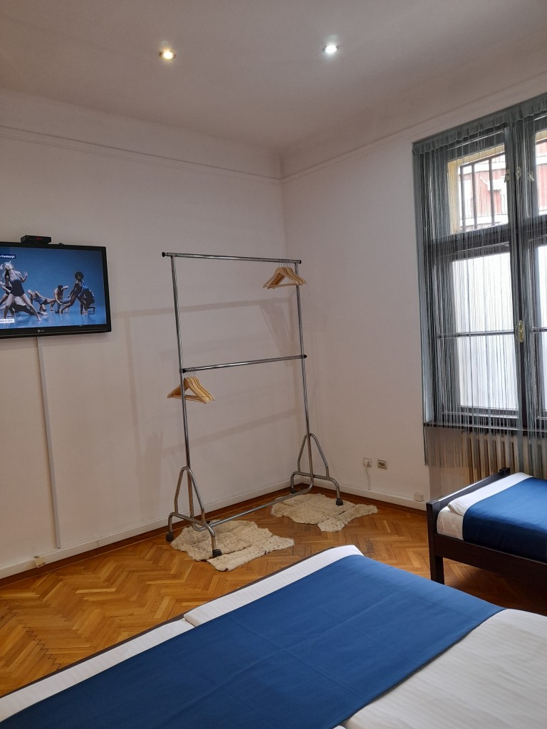 Authentic Belgrade Centre - Apartment Artistika 2 Bedroom 2